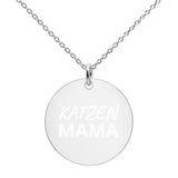 Halskette mit rundem Anhänger und eingraviertem Text "KATZEN MAMA"